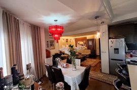 SHITET APARTAMENT 3+1 ME HIPOTEK ..ST TRENIT, Venta