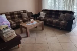 Jepet me Qira apartament 2+1... Kopshti zologjik.!, Huren