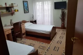 Apartament 2+1 me qira  Brrylli Tirane, Miete