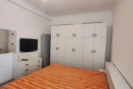 Apartament 1+1+ verande ne rrugen e Dibres, Bérlés