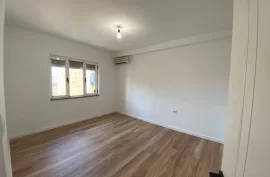 Apartament 2+1 në shitje te “Mozaiku i Tiranës”, Venta
