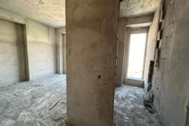 Apartament 3+1 në shitje te 