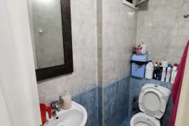 Duplex në shitje tek Blloku Gintash, Laprakë, Πώληση