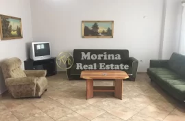 Qera, Apartament 2+1 Rruga Yzberisht, 380 Euro/Mua, Miete