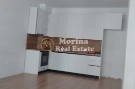 Qera, Apartament 2+1+2wc, Rruga 5 Maji, 450 Euro/M, Ενοικίαση