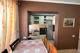 Tirane, Apartament me qira Bulevardi Zhan Dark, Qera