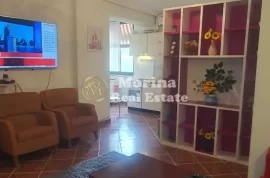 Qera, Garsoniere, Rruga E Elbasanit , 350 Euro/Mua, Ενοικίαση