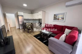 Qera, Apartament 2+1, Fusha Aviacionit, 600 Euro, Ενοικίαση