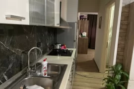 Tirane, Apartament me qira 480 Euro, Alquiler