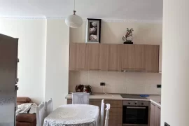 Tirane, Apartament me qira 500 euro e negociueshme, Miete