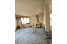 Shitet Duplex ne Elbasan!, Shitje