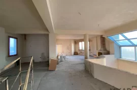 Shitet Duplex ne Elbasan!, Shitje