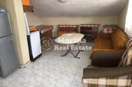 Qera, Hyrje Private 1+1, Shkolla E Bashkuar, 250 E, Location