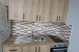 Qera, Apartament 2+1, Rr Dibres, 400 Euro, Alquiler