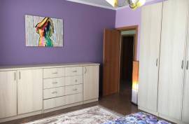 Jepet me qera apartament 3+1, Huren