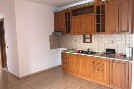 SHITET APARTAMENT 2+1+2 PRANE PALLATIT ME SHIGJETA, Πώληση