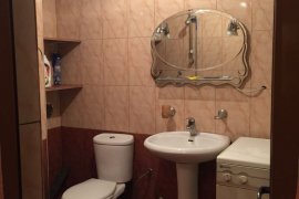 SHITET APARTAMENT 2+1+2 TEK ‘RRUGA E BARRIKADAVE’, Vente