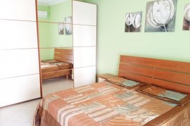 JEPET ME QERA APARTAMENT 2+1+2 TEK KOMUNA E PARISI, Huren