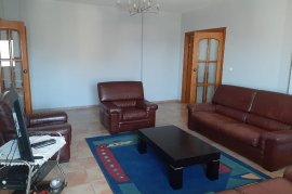 JEPET ME QERA APARTAMENT 2+1+2 TEK ‘STADIUMI DINAM, Ενοικίαση