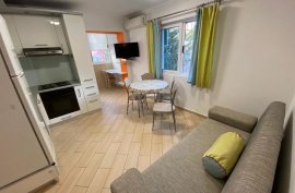 Tek Vasil Shanto shitet apartament 1+1 , Vente