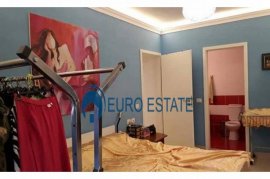 Shitet Apartament 2+1, 92.000 euro, Rr. Kavajes, Shitje