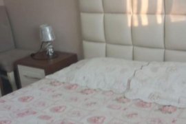 APARTAMENT 1+1 PER QIRA, PRANE SHKOLLES PARTIZANI, Qera