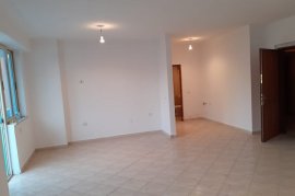 APARTAMENT 1+1 NE SHITJE, MINE PEZA, Πώληση