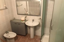 APARTAMENT 2+1 ME QIRA, RRUGA E DURRESIT , Bérlés