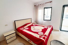 Apartament 1+1 (Kodra E Diellit) Ne Pallat Te Ri , Ενοικίαση