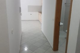 Tek Stacioni I Trenit Shitet Apartament 2+1, Shitje