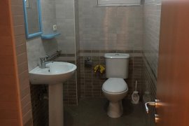 APARTAMENT BOSH  2+1 PER QIRA , PAZARI RI , Bérlés