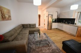  Mjull Bathore , jepet me qira apartament 2+1, Qera