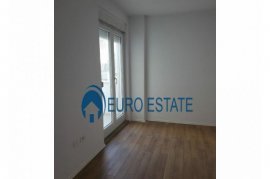 Tirane,shes Apartament 3+1,144 m2 (Qytet Studenti), Πώληση