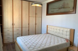 Qender, Shitet Apartament 2+1, Venta