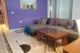 Tirane,shes Hyrje 2+1& garazhd, 84 m² (Fresku), Shitje