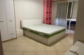 Jepet me qira penthouse 3+1+2 Tek Kopshti Botanik., Bérlés