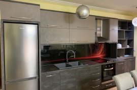 Jepet Me Qira Apartament 1+1, Tek Mine Peza., Bérlés