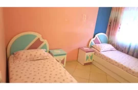 APARTAMENT NE SHITJE, Eladás