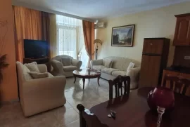 Jepet me qira apartament 2+1.. Komuna e Parisit, Huren