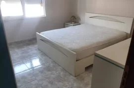 Jepet me qira apartament 2+1.. Komuna e Parisit, Alquiler