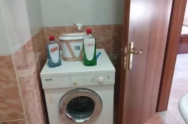 Jepet me qira apartament 2+1.. Komuna e Parisit, Affitto