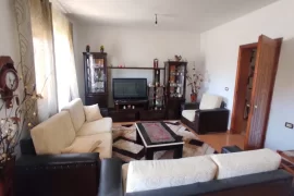 Apt 2+1 tek Jordan Misja (5 min nga Blv i Ri)  , Ενοικίαση