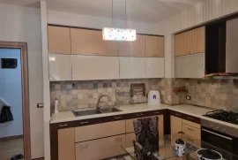 Super Apartament 2+1 shitje pallatet cabej, Eladás