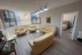 Apartament 3+1 me qira te Liqeni, Rr.”Kosovarëve”, Location