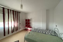 Apartament 2+1 me qira te Rr.“5 Maji”, Ενοικίαση