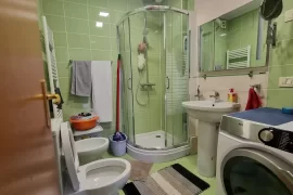 Apartament 2+1 ne shitje Liqeni i Thate+2 garazh, Eladás