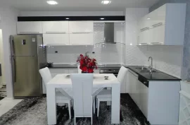 Apartament me qira 2+1 te Komuna e Parisit, Qera