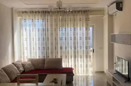 Apartament 2+1 me qira te 21 Dhjetori, Ενοικίαση