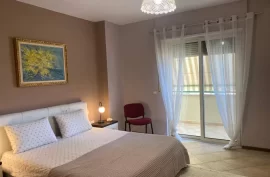 Apartament me qira 2+1 në qendër të Tiranës, Ενοικίαση