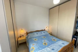 Shitet apartament 2+1 në Rr. e Kavajës, Venta